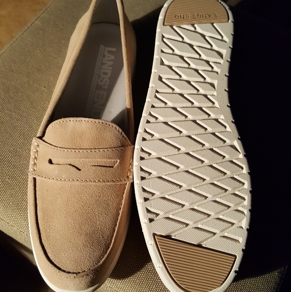 Women's Lands End lightweight comfort penny loafer - Picture 2 of 2